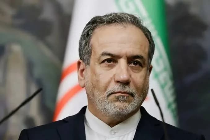 Araghchi arrives in Baghdad for OIC summit