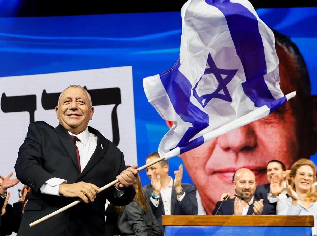 Golan urges change bloc to form government with Arab parties